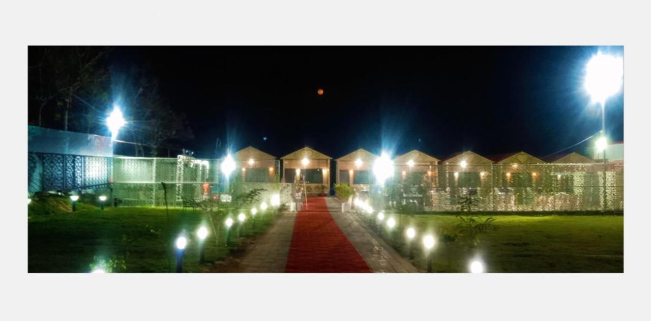 Midwaay Resort Patratu Εξωτερικό φωτογραφία